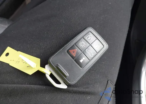 2013 Volvo Xc60 3.2/3.2 Platinum/3.2 Premier/3.2 Premier Plus из США, поврежденный, VIN YV4940DL2D2411343